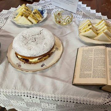 Highwic Coronation Baking Day