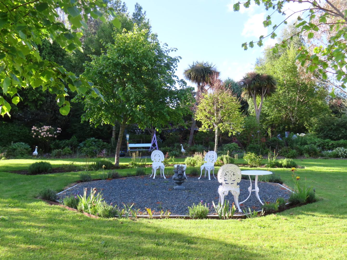 GARDEN 3.jpg